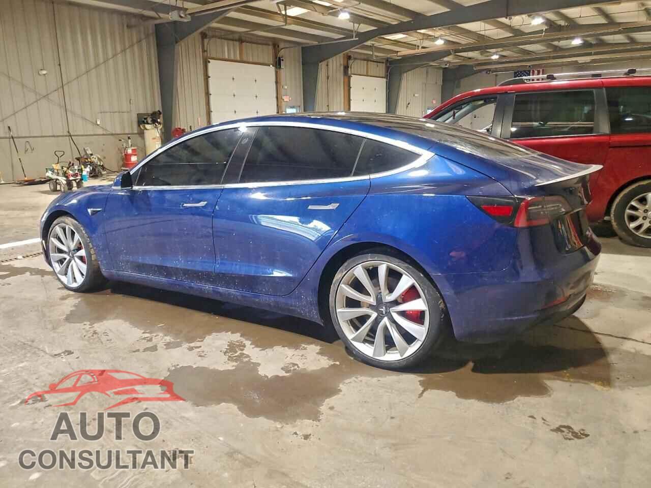 TESLA MODEL 3 2019 - 5YJ3E1EB8KF419863