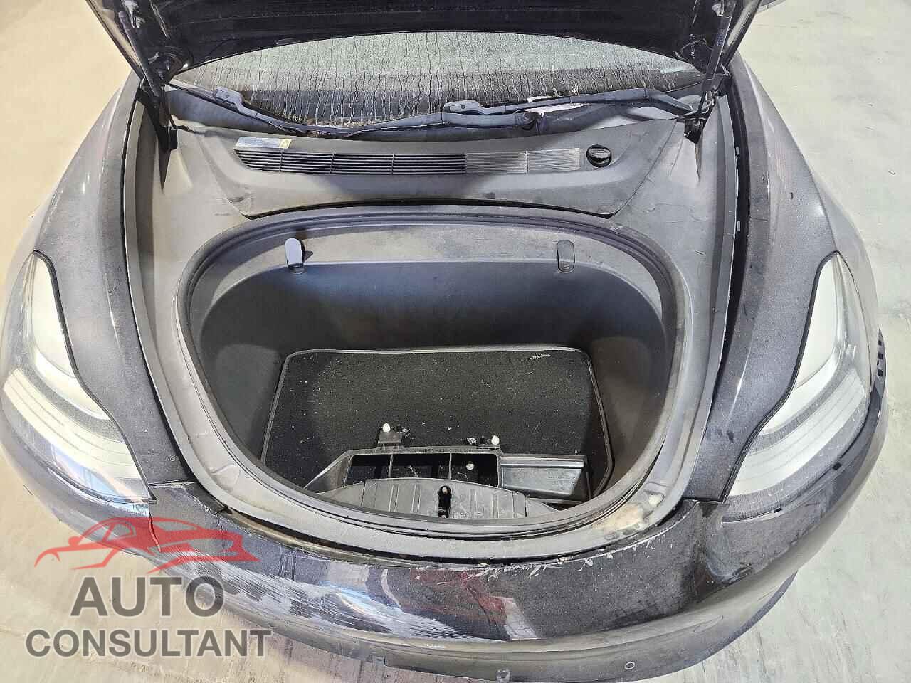 TESLA MODEL 3 2018 - 5YJ3E1EA2JF071211