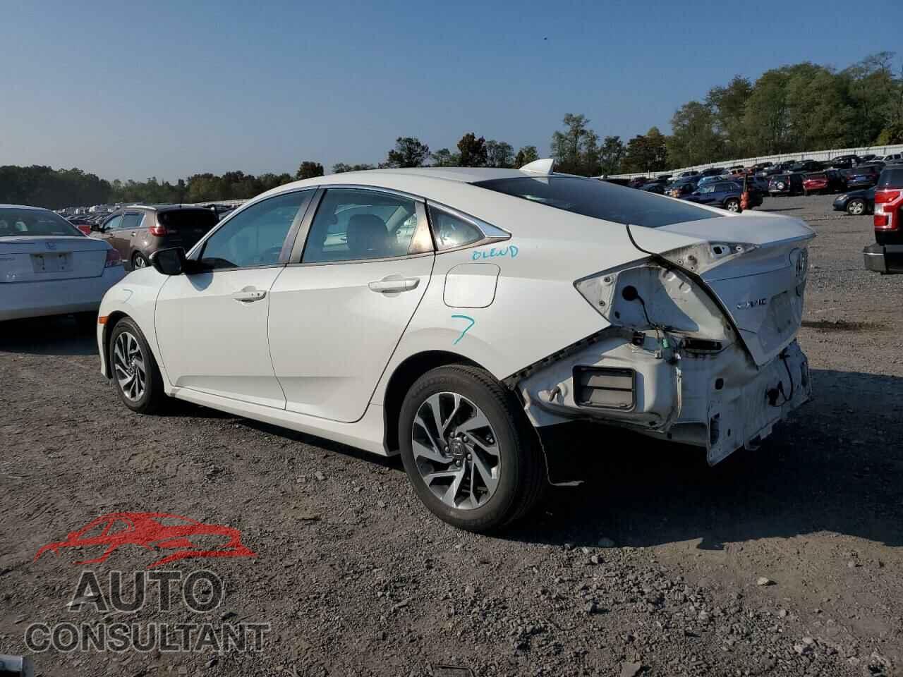 HONDA CIVIC 2018 - 2HGFC2F71JH501737