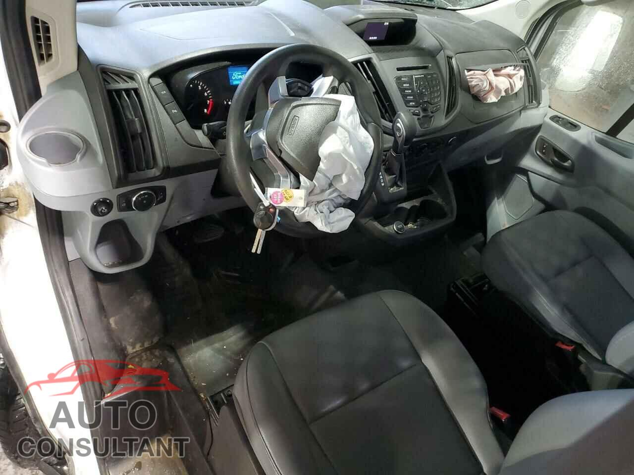 FORD TRANSIT 2019 - 1FTYR2CM4KKA81336