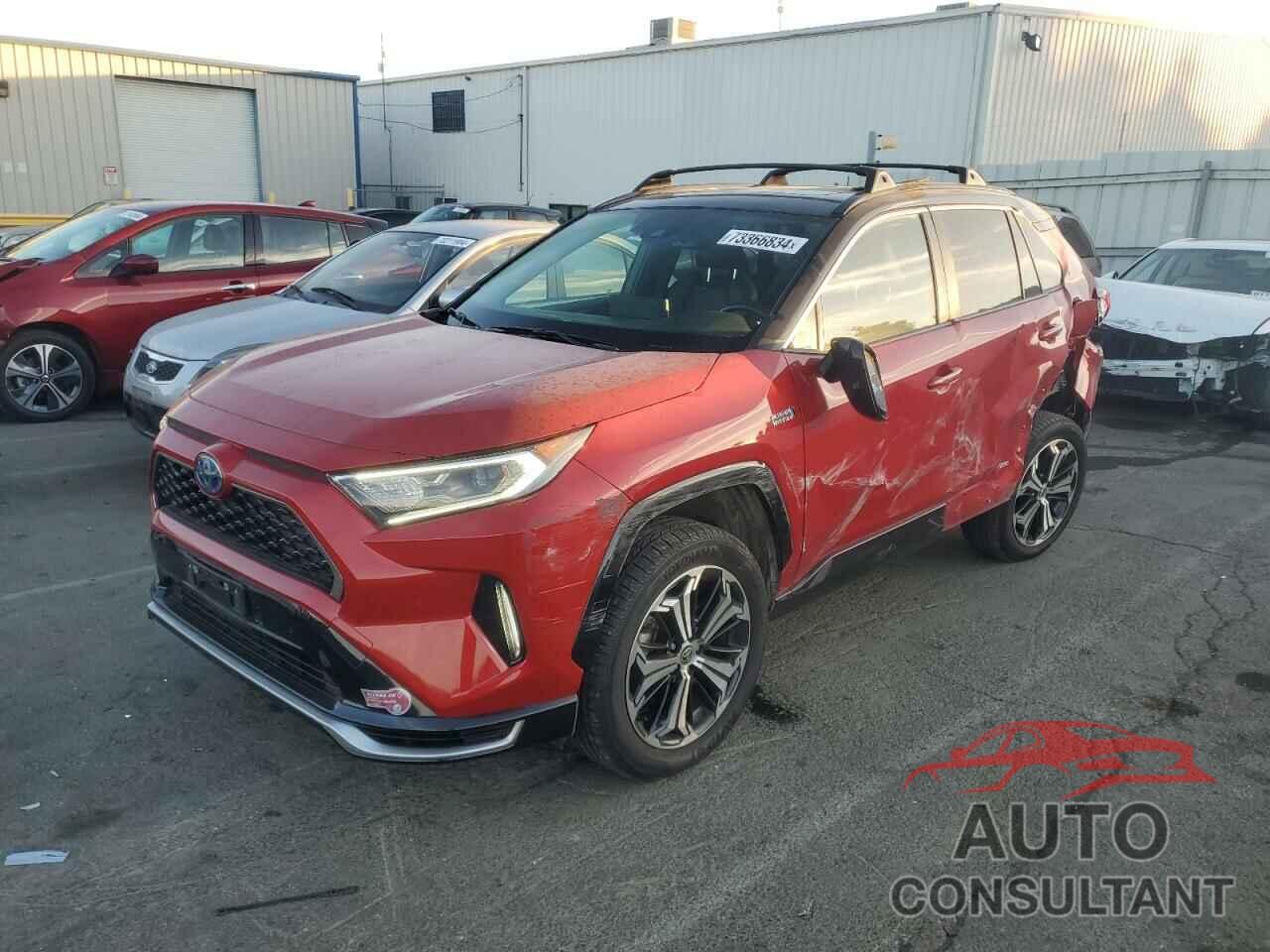 TOYOTA RAV4 2021 - JTMEB3FV1MD015772