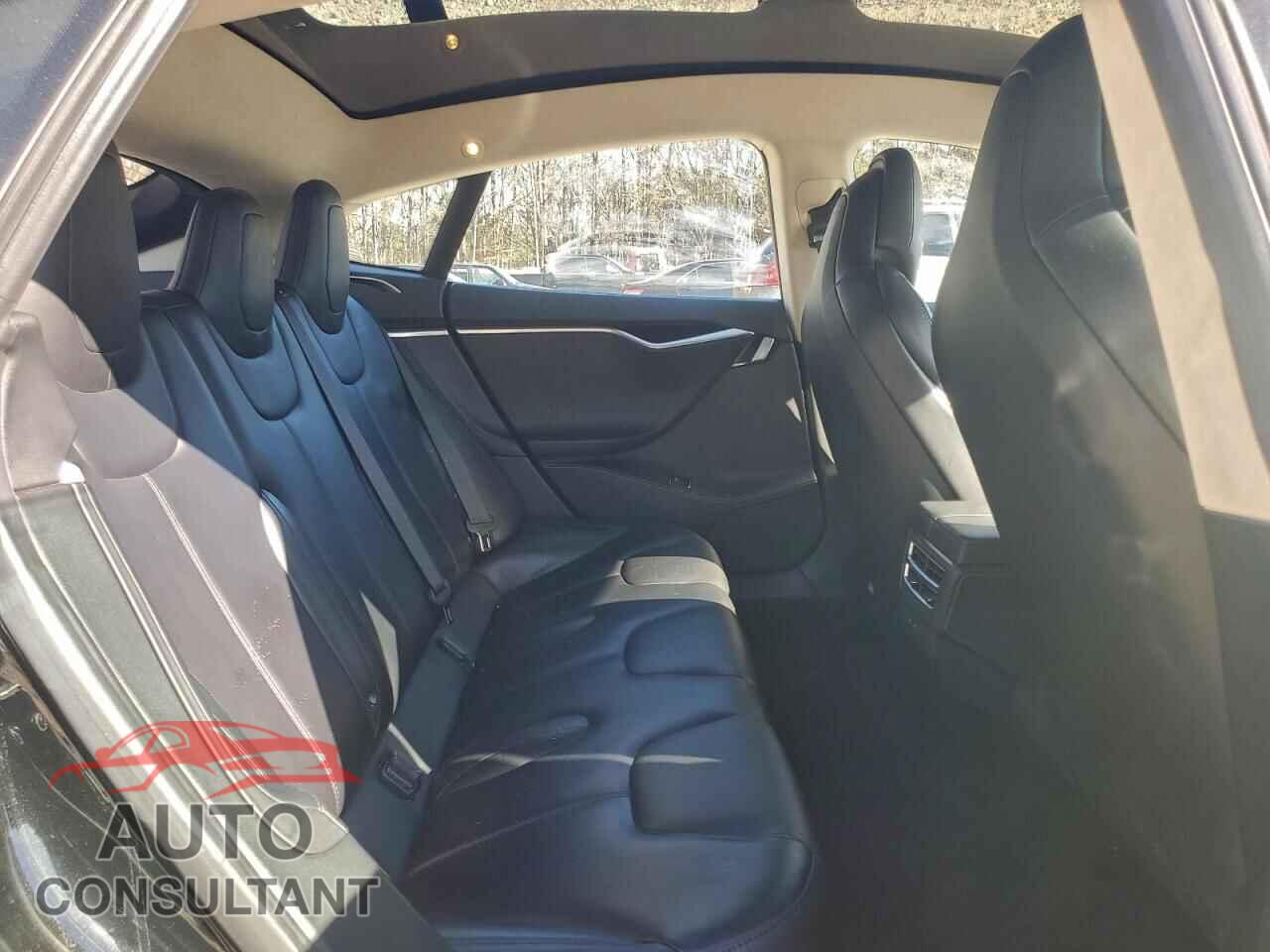 TESLA MODEL S 2017 - 5YJSA1E1XHF198192