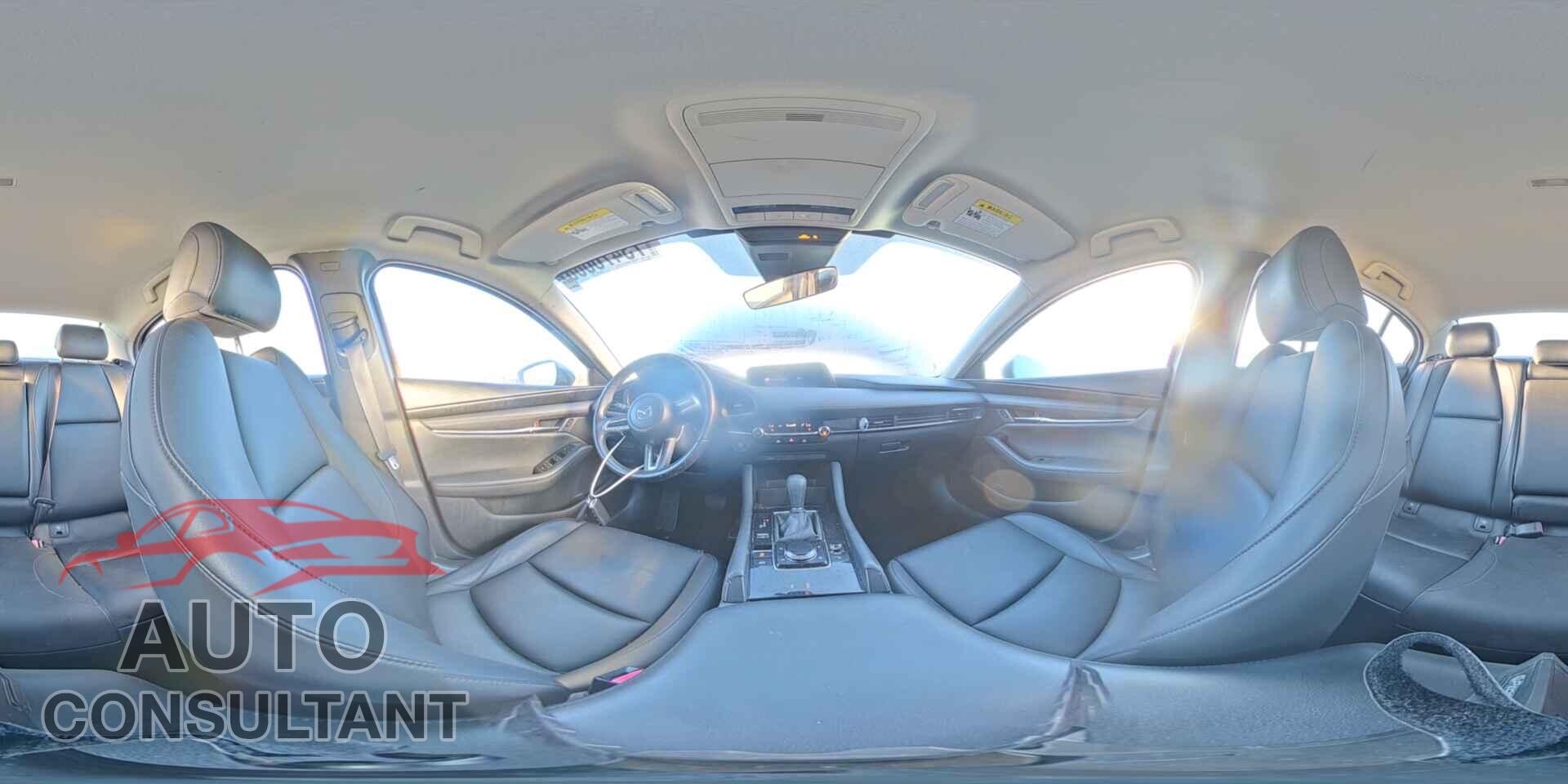 MAZDA 3 2019 - JM1BPACL5K1108031