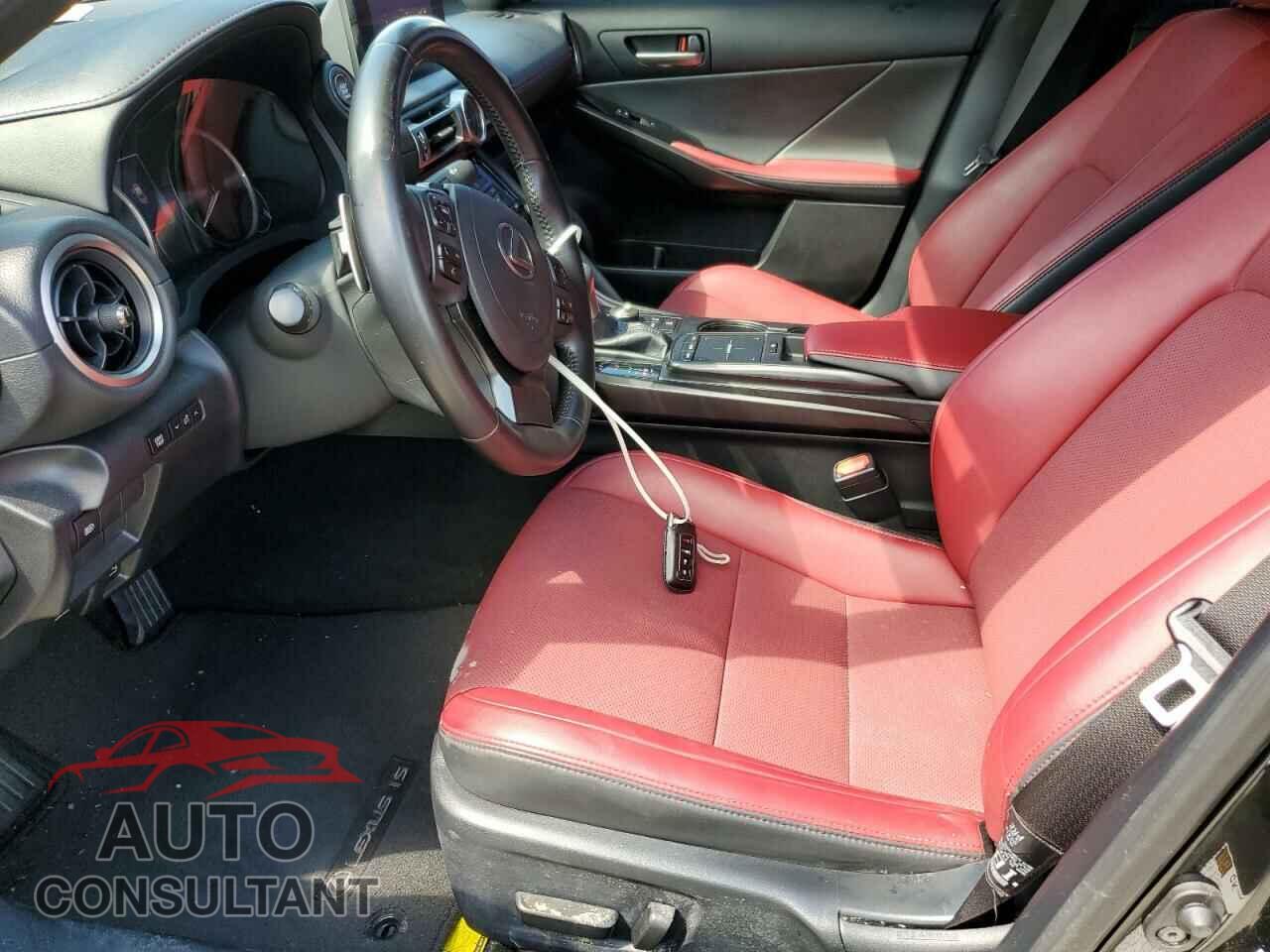 LEXUS IS 2021 - JTHAA1D26M5114823