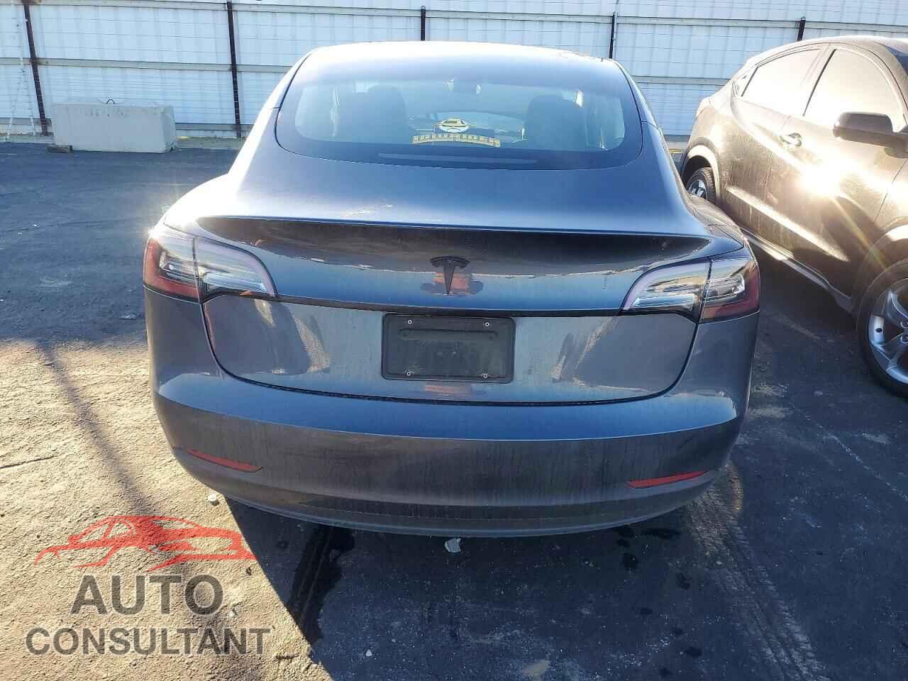 TESLA MODEL 3 2021 - 5YJ3E1EA0MF875947