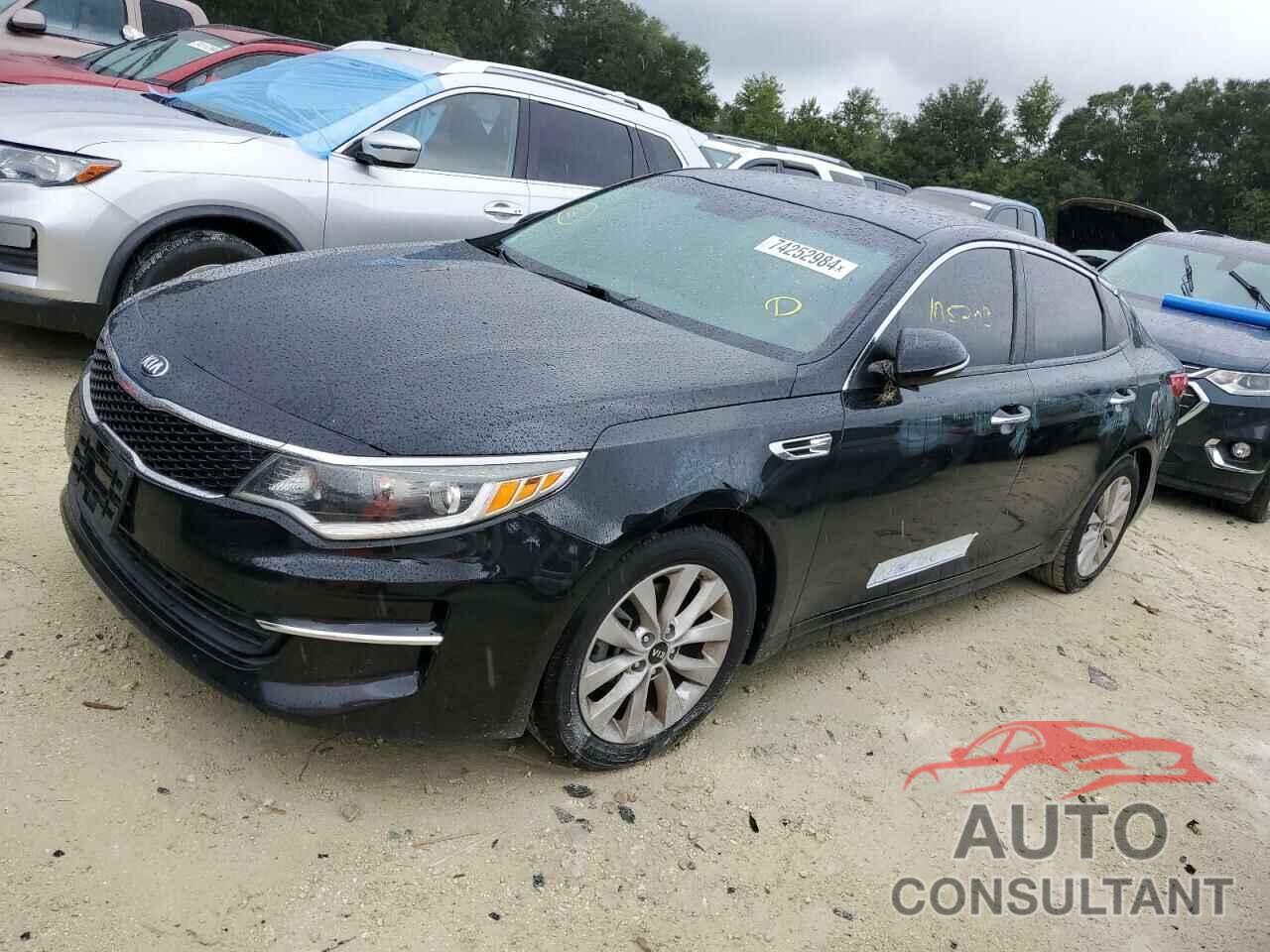 KIA OPTIMA 2018 - 5XXGT4L37JG248572