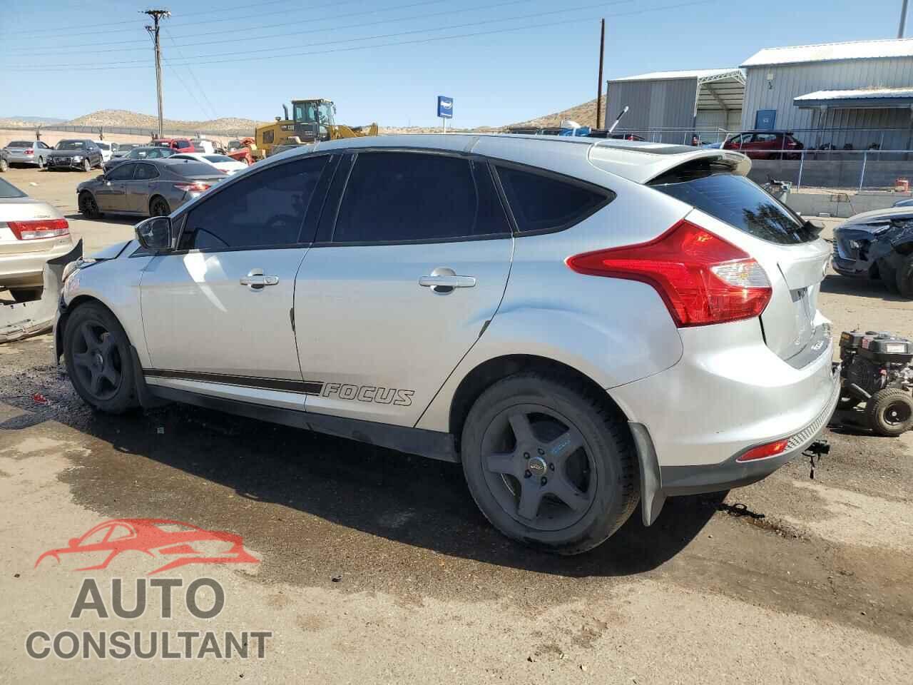 FORD FOCUS 2014 - 1FADP3K22EL169090