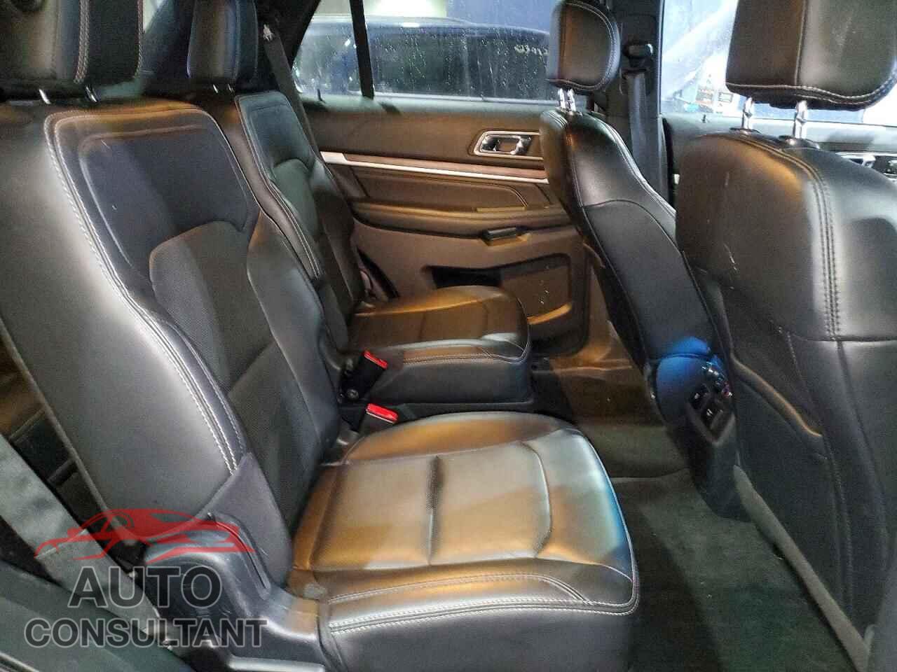 FORD EXPLORER 2017 - 1FM5K8FH9HGE00696