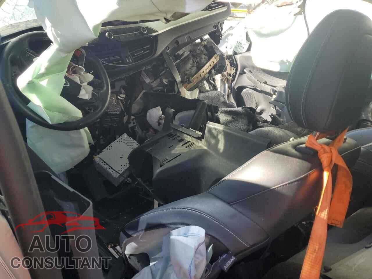 FORD ESCAPE 2020 - 1FMCU0H64LUA10243