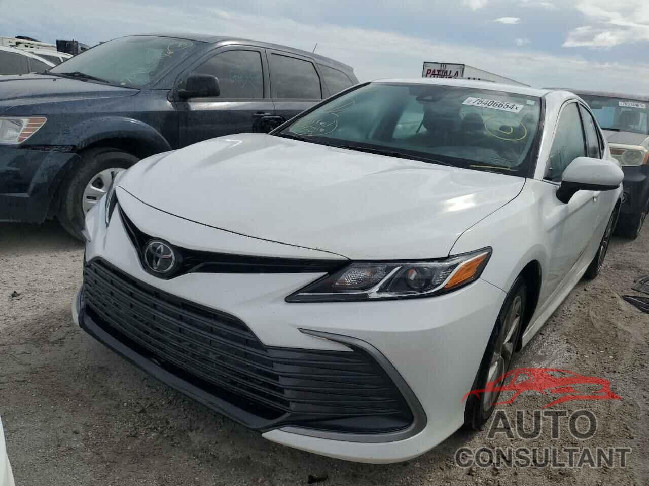 TOYOTA CAMRY 2023 - 4T1C11AK3PU802475