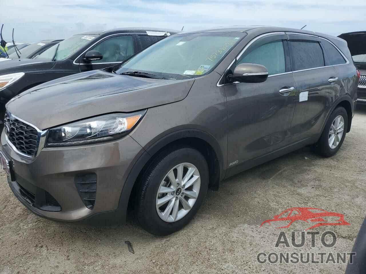 KIA SORENTO 2019 - 5XYPGDA55KG565966