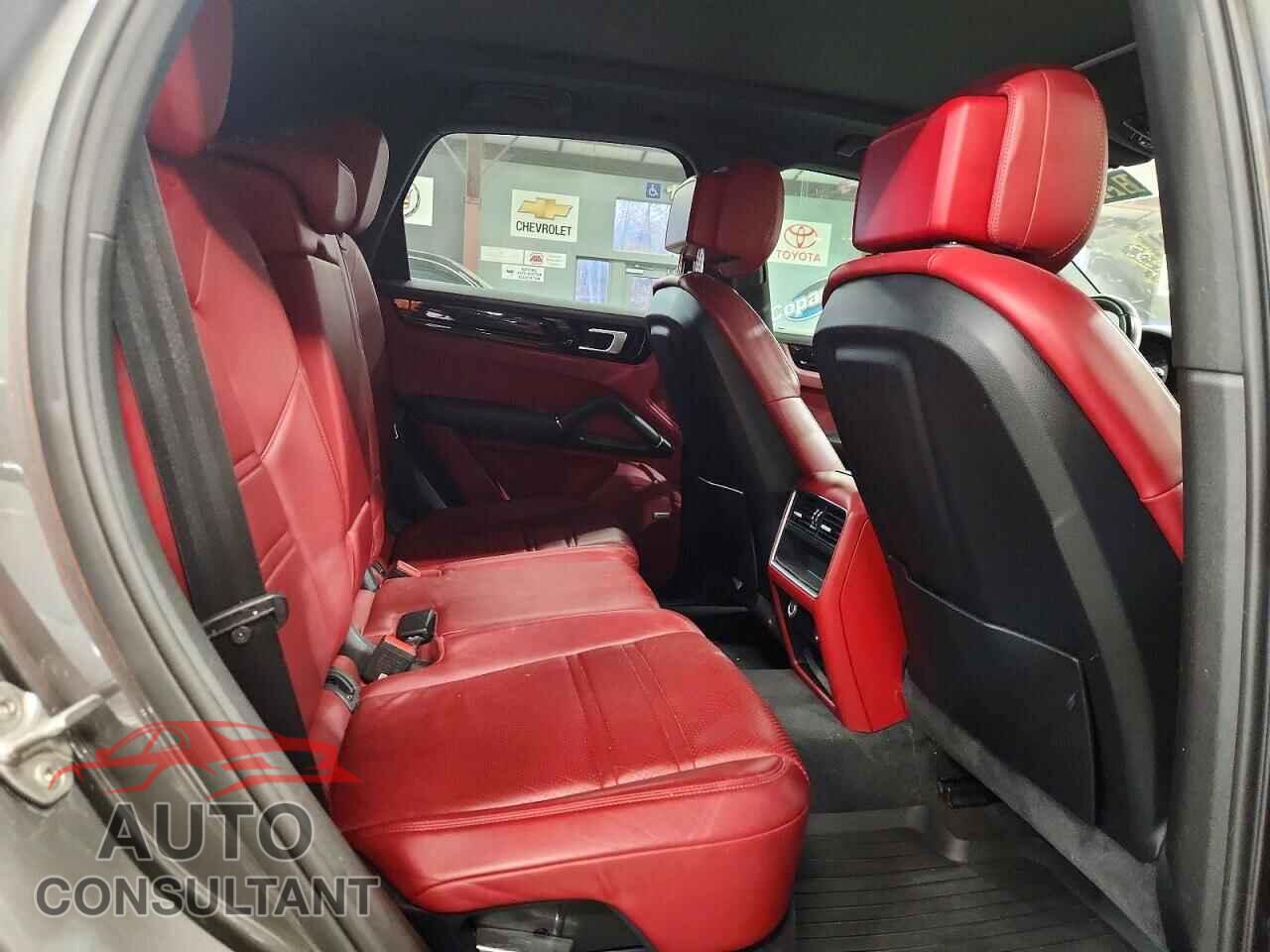 PORSCHE CAYENNE 2019 - WP1AA2AYXKDA08554