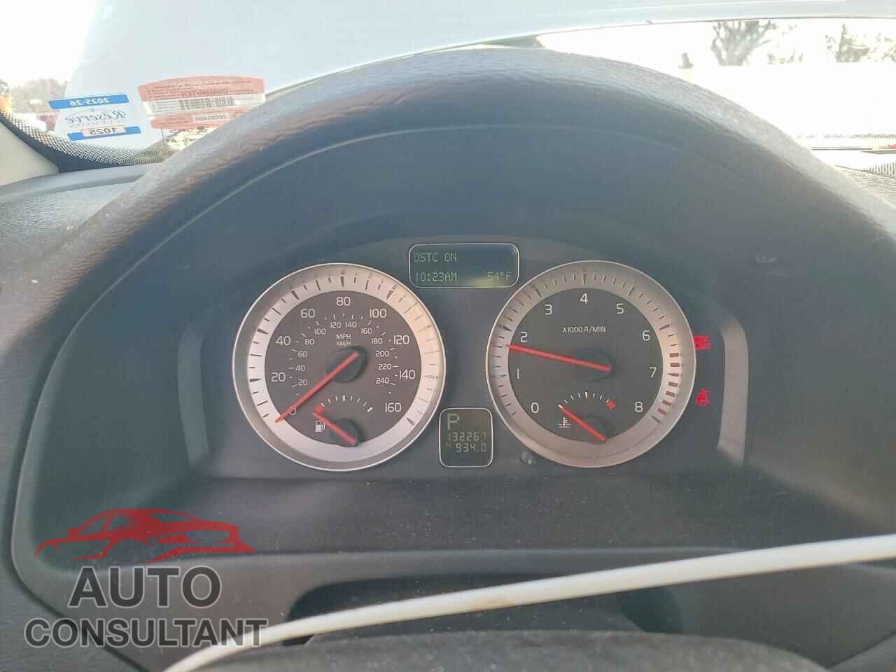 VOLVO C70 2011 - YV1672MC1BJ109158
