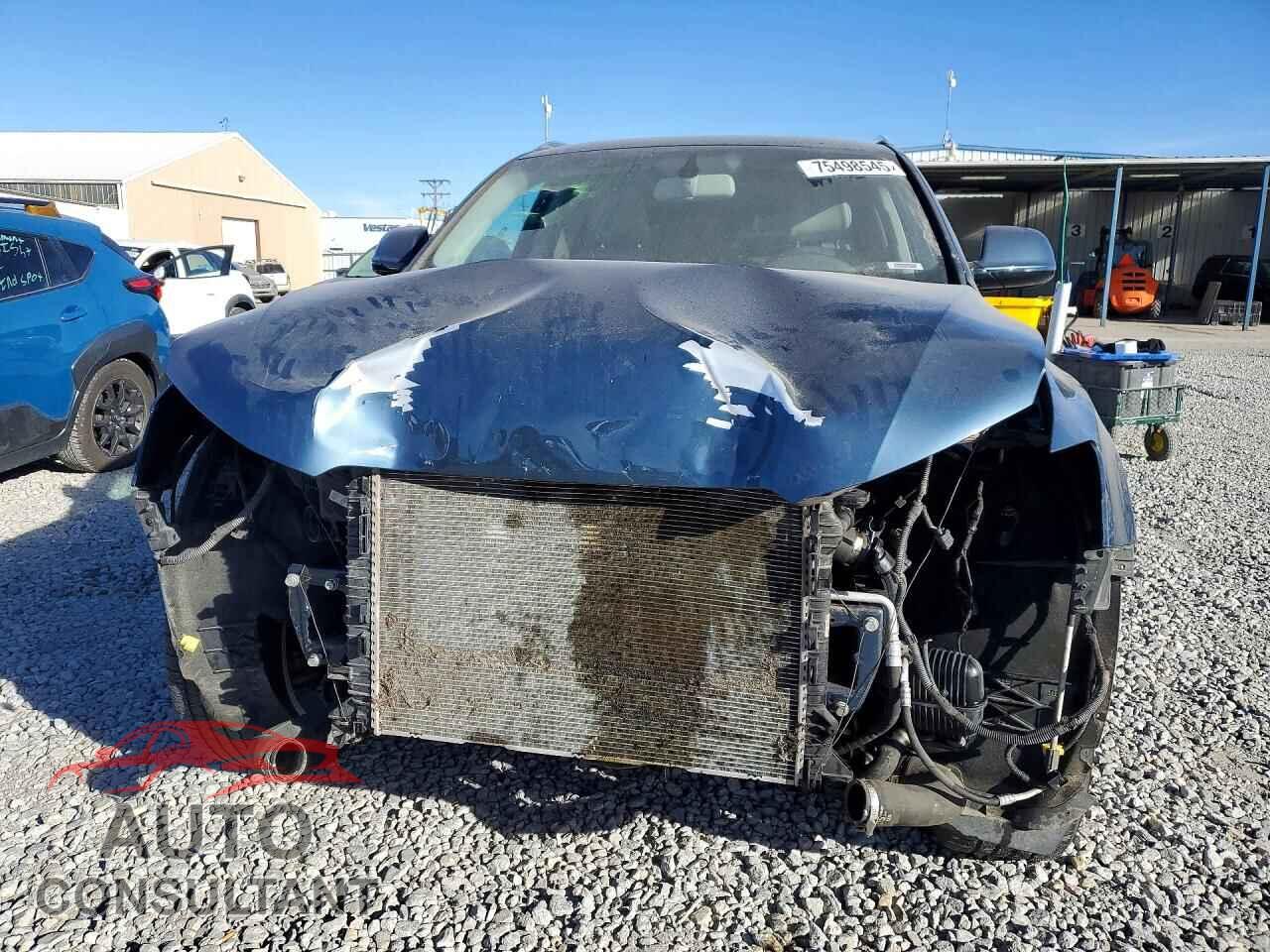 AUDI Q5 2017 - WA1C2AFP2HA093556