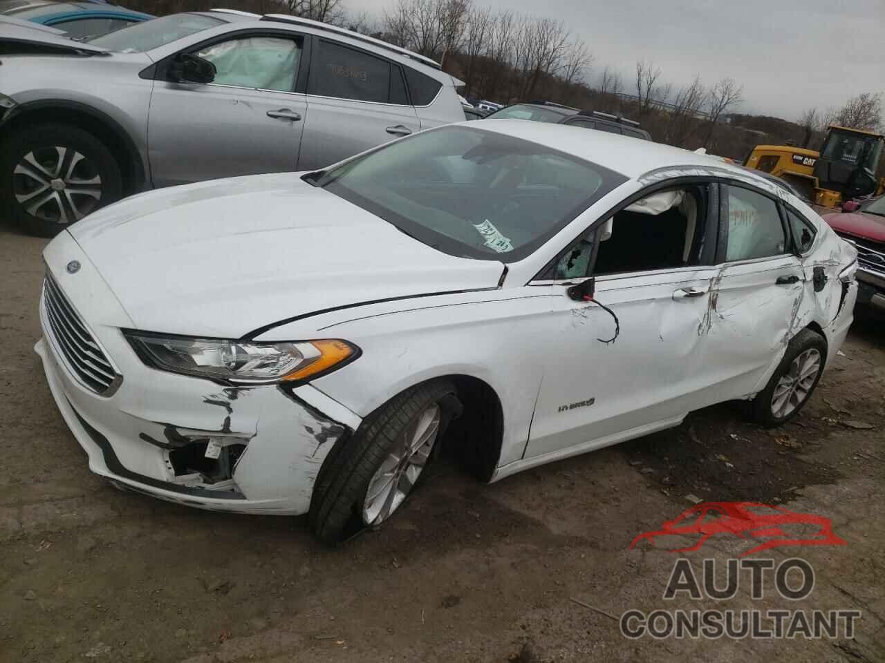 FORD FUSION 2019 - 3FA6P0LU7KR208664