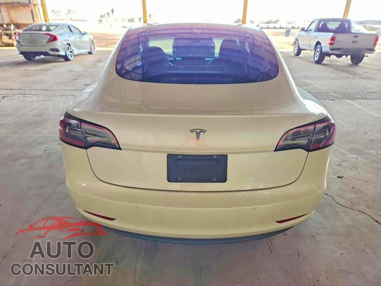 TESLA MODEL 3 2021 - 5YJ3E1EA8MF994832