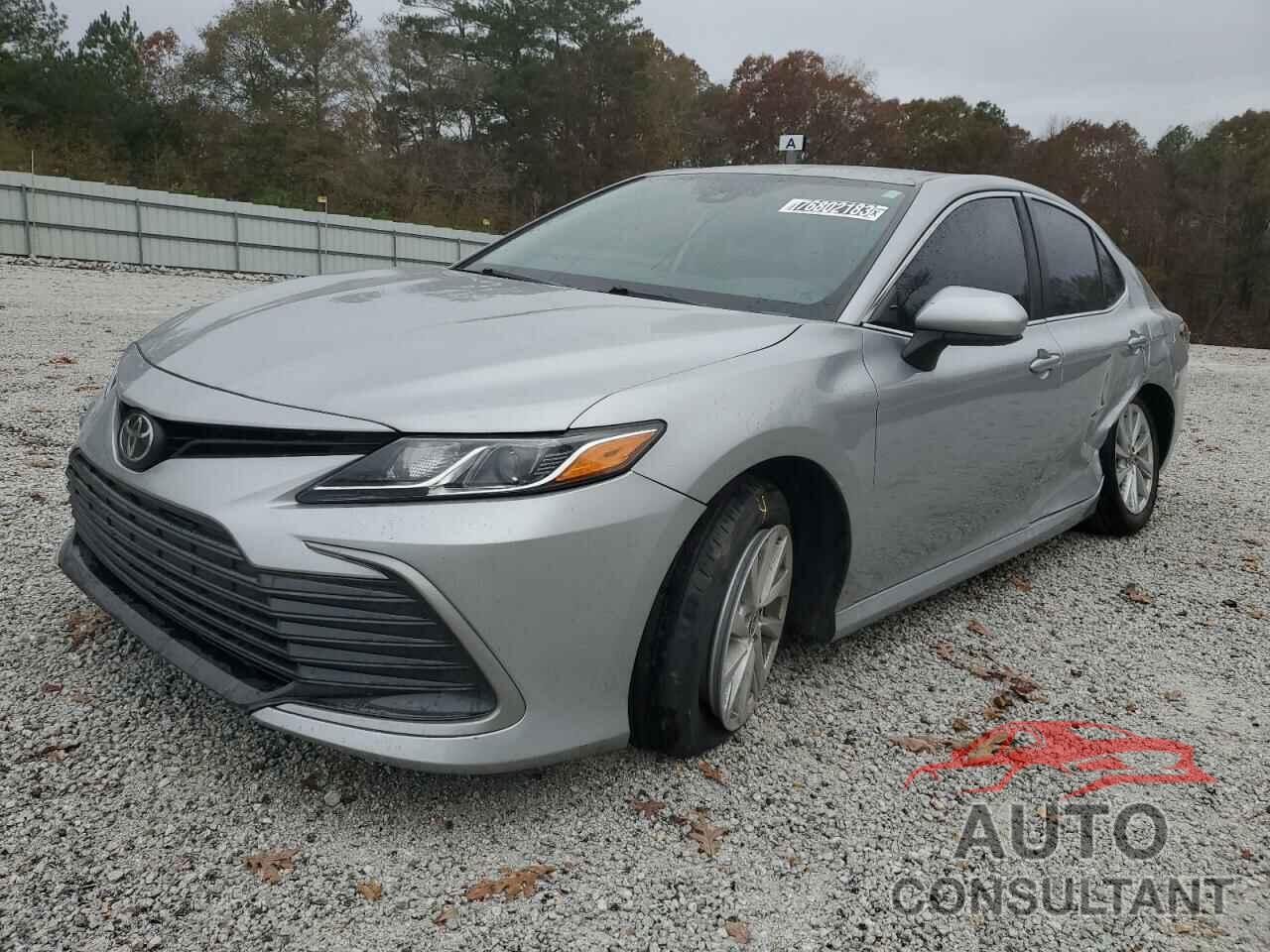 TOYOTA CAMRY 2021 - 4T1C11AK6MU406472