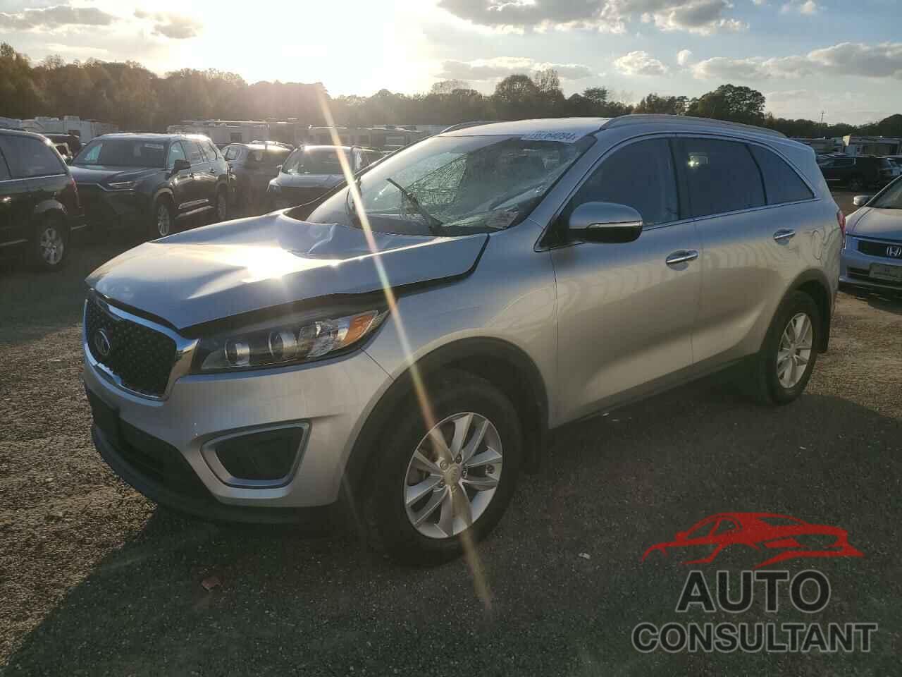 KIA SORENTO 2017 - 5XYPG4A31HG225012