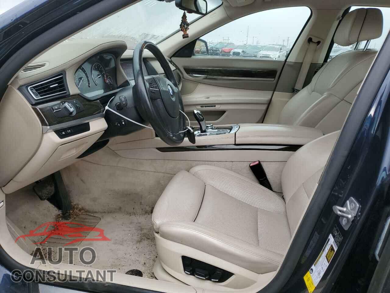 BMW 7 SERIES 2011 - WBAKB8C54BC851810