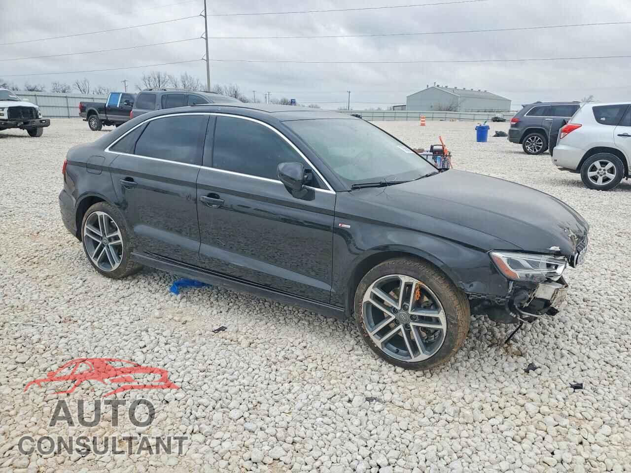 AUDI A3 2019 - WAUGUGFF1K1010103