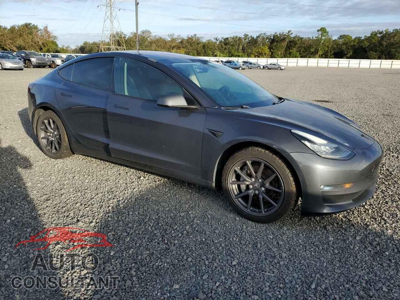 TESLA MODEL 3 2018 - 5YJ3E1EB2JF116740