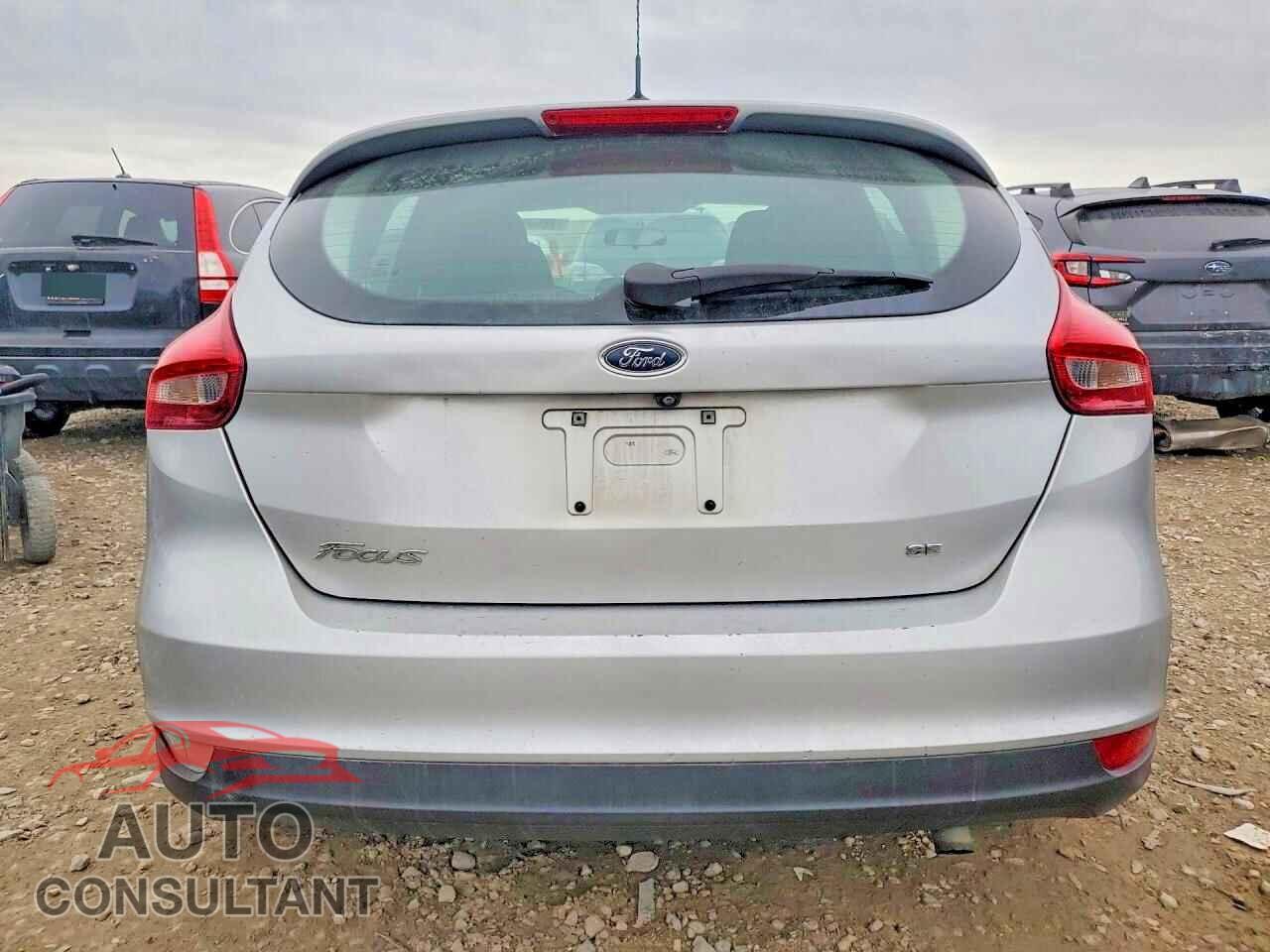FORD FOCUS 2016 - 1FADP3K29GL268900
