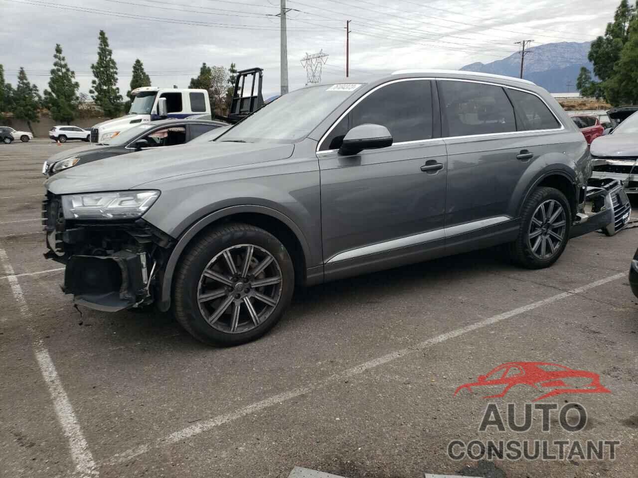 AUDI Q7 2018 - WA1LAAF70JD018166