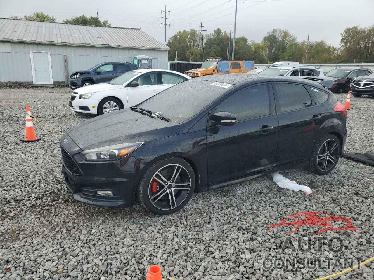 FORD FOCUS 2018 - 1FADP3L94JL228615