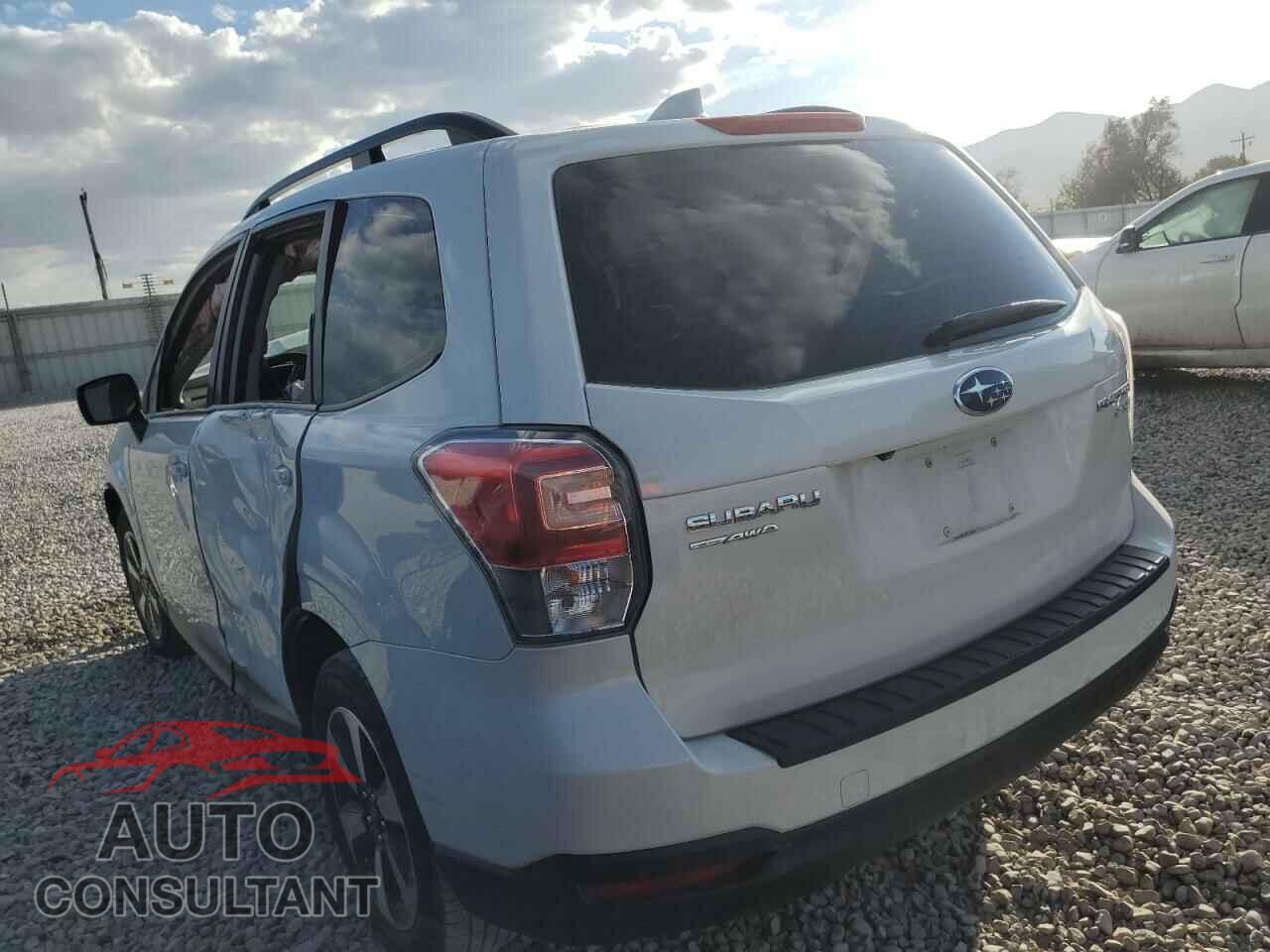 SUBARU FORESTER 2017 - JF2SJABC7HH514445