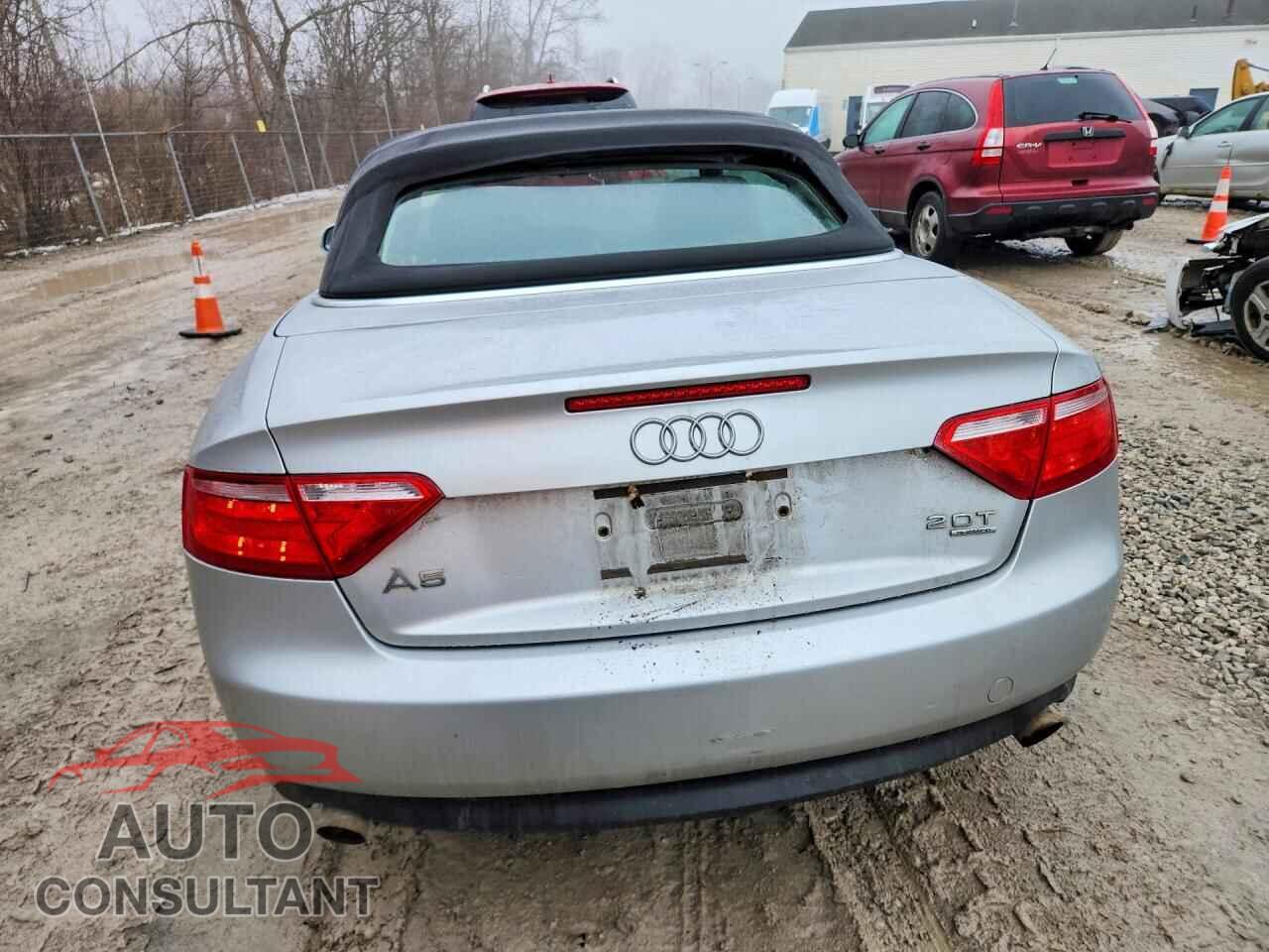 AUDI A5 2011 - WAUCFAFH3BN002360
