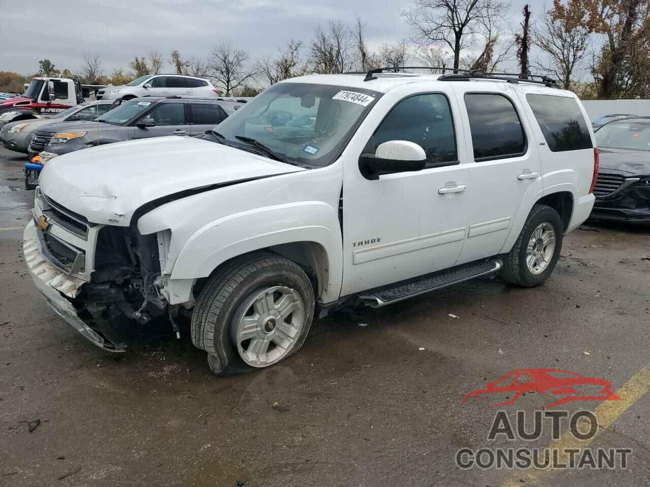 CHEVROLET TAHOE 2013 - 1GNSKBE09DR370623