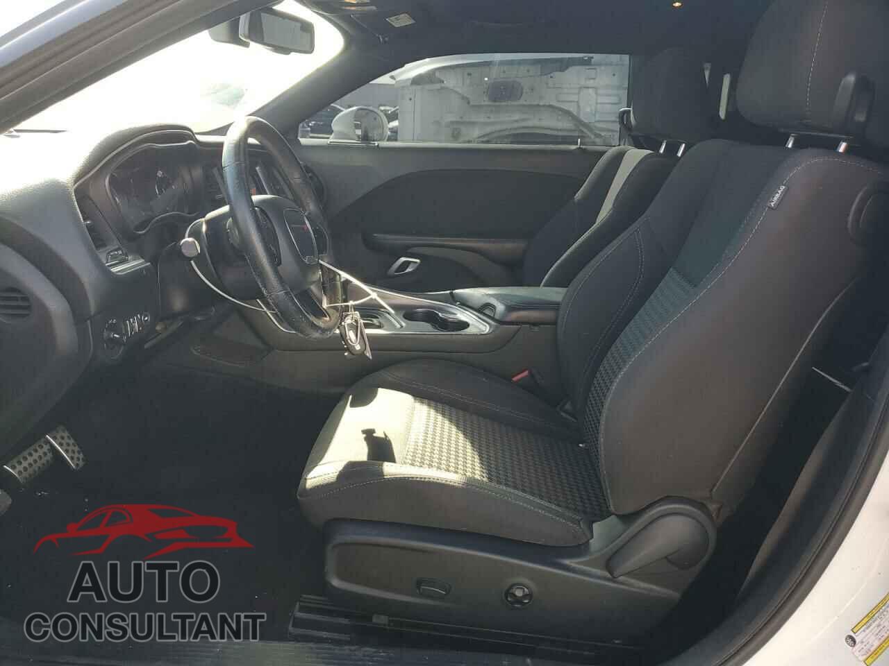 DODGE CHALLENGER 2018 - 2C3CDZAG2JH152932