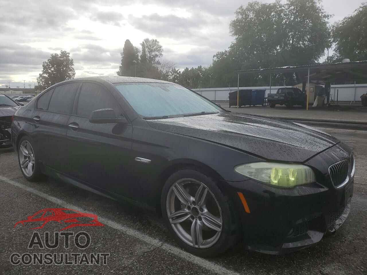 BMW 5 SERIES 2013 - WBAFR7C55DC825548
