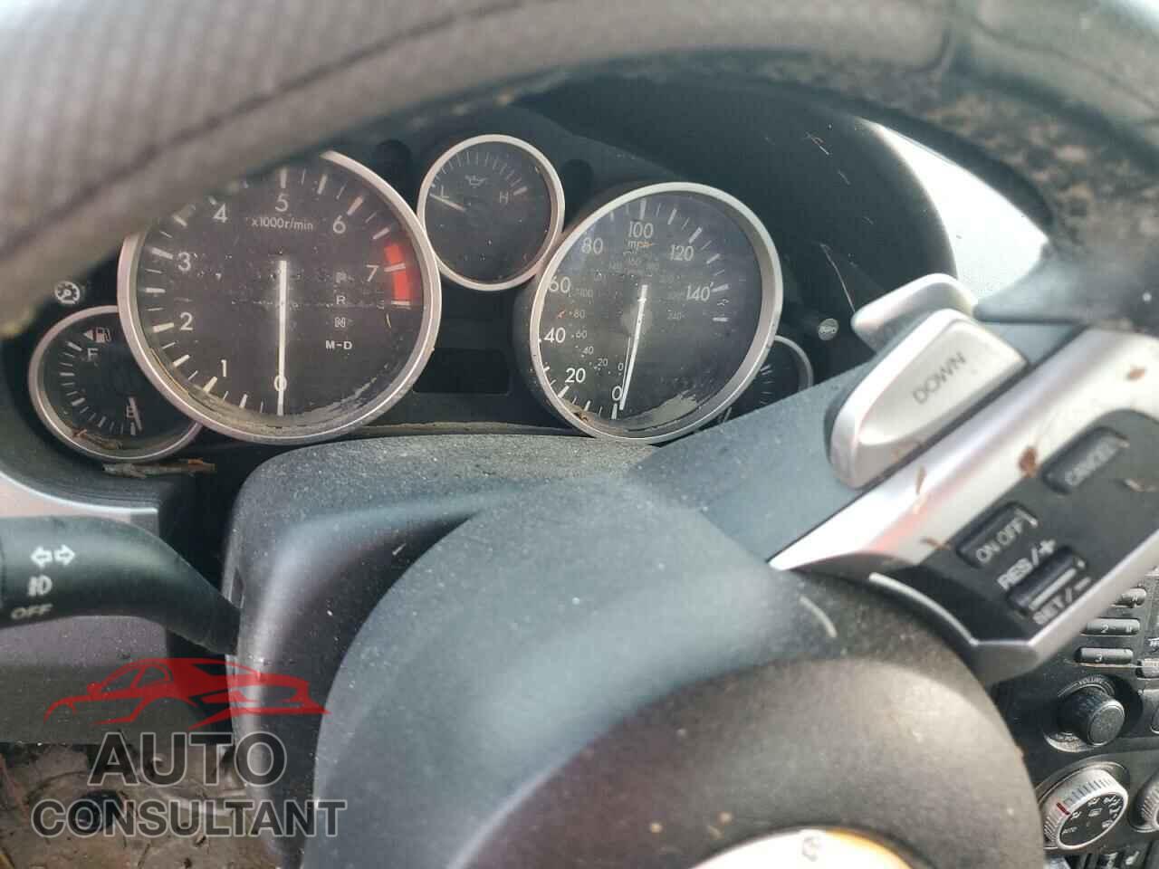 MAZDA MX5 2011 - JM1NC2PF4B0216357