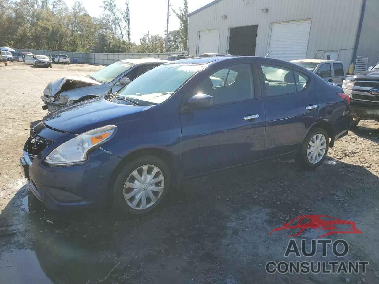 NISSAN VERSA 2018 - 3N1CN7AP7JL867115