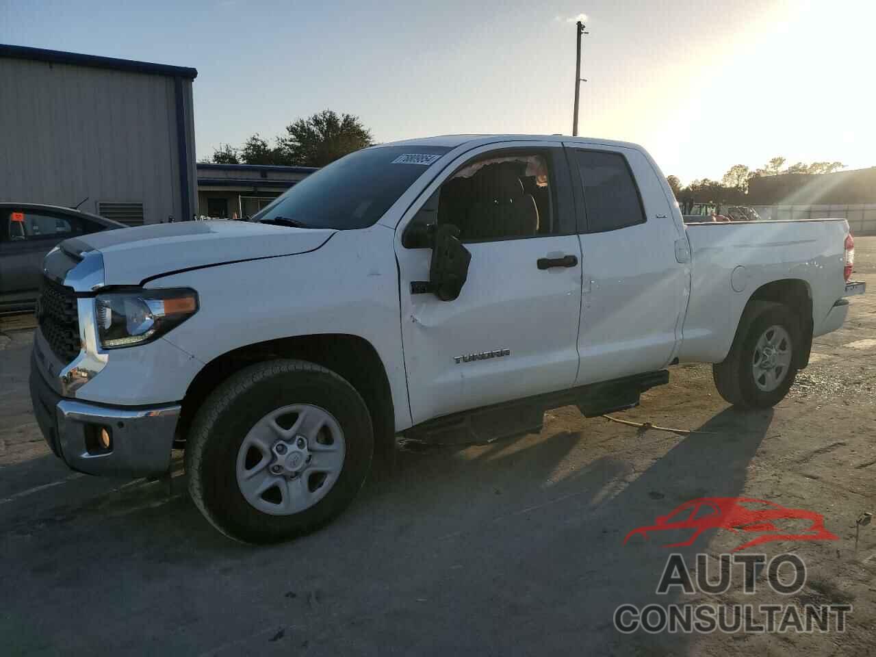 TOYOTA TUNDRA 2021 - 5TFRY5F18MX294192