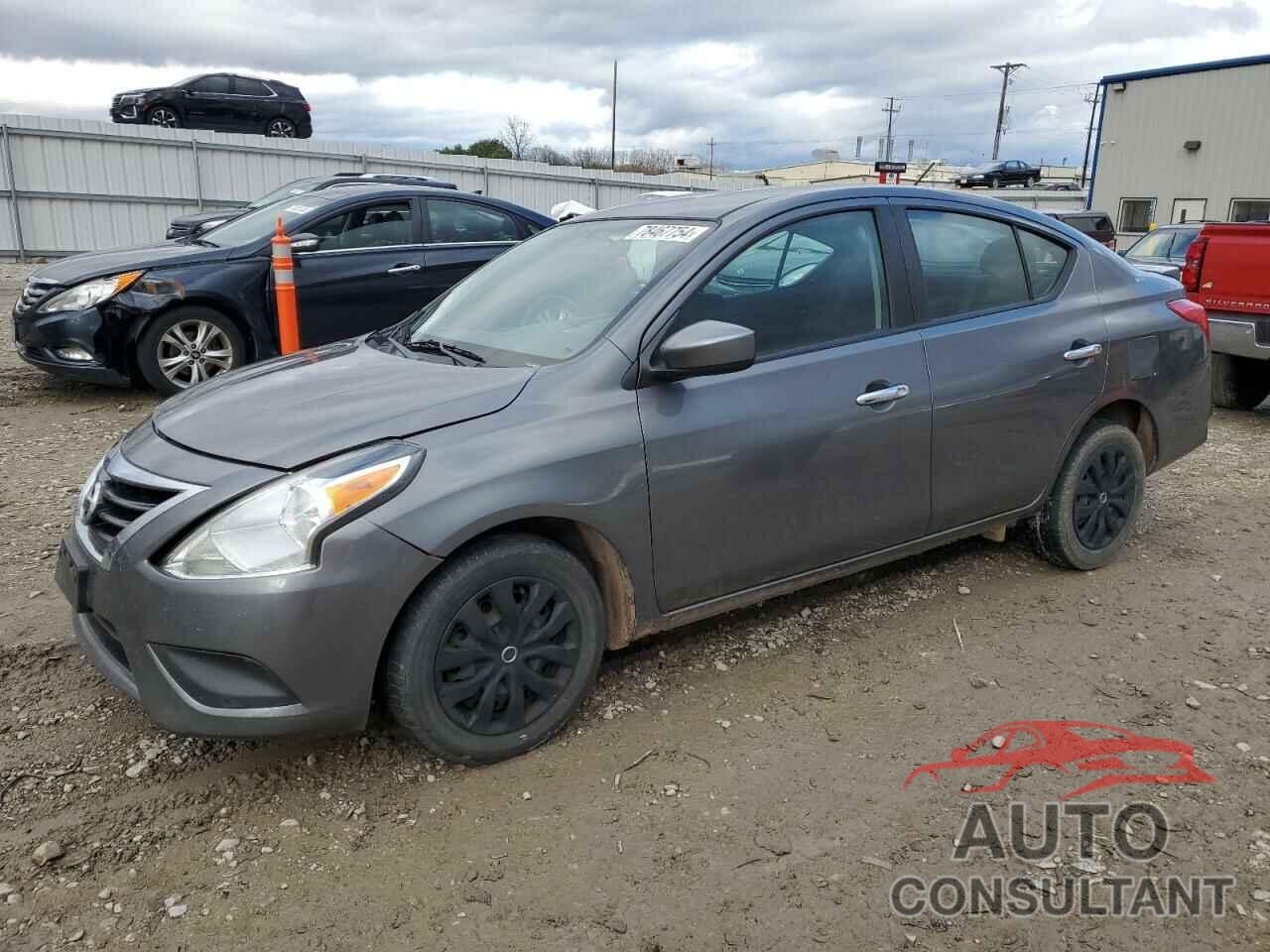 NISSAN VERSA 2018 - 3N1CN7AP1JL813776