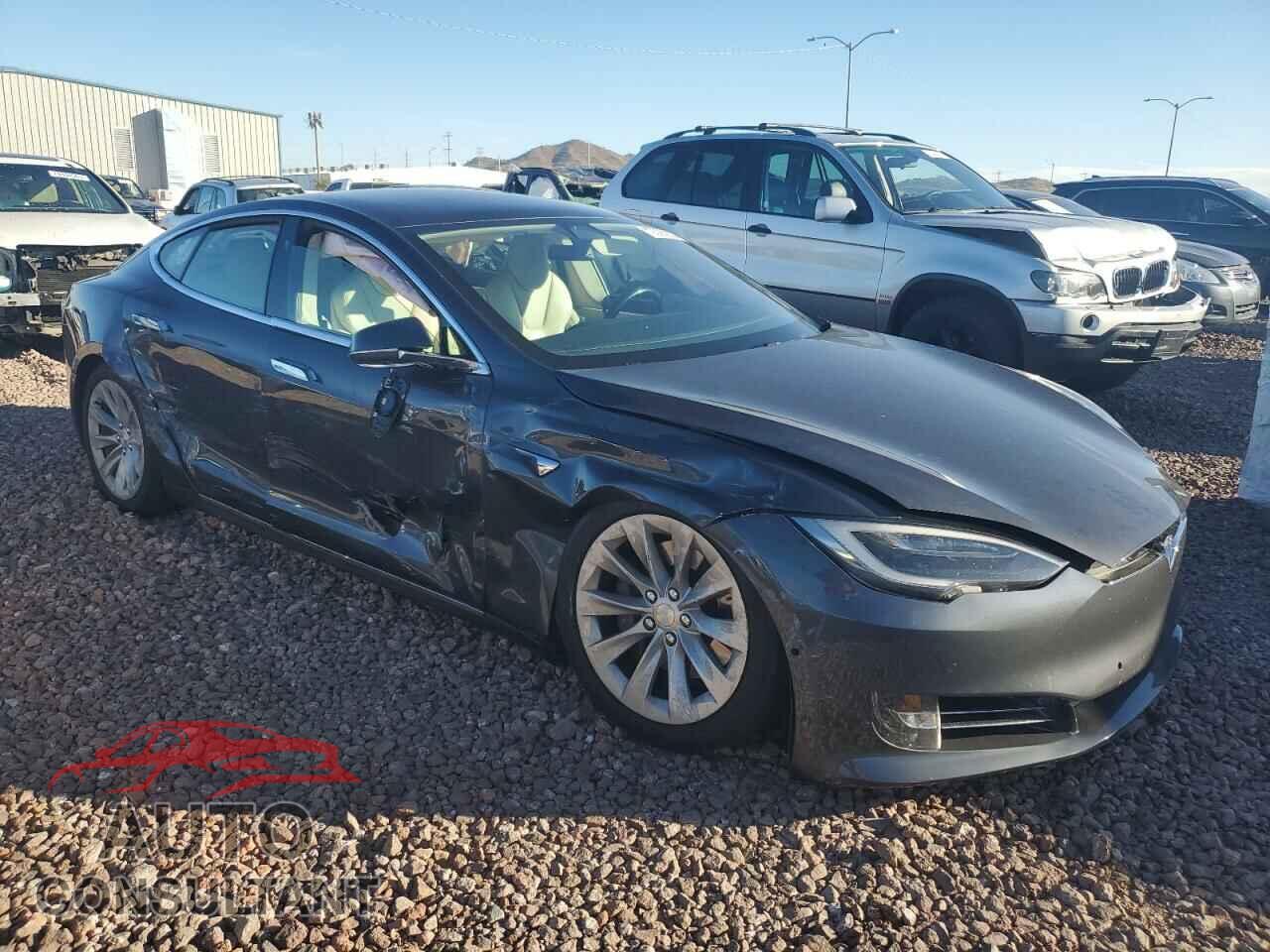 TESLA MODEL S 2017 - 5YJSA1E26HF229544