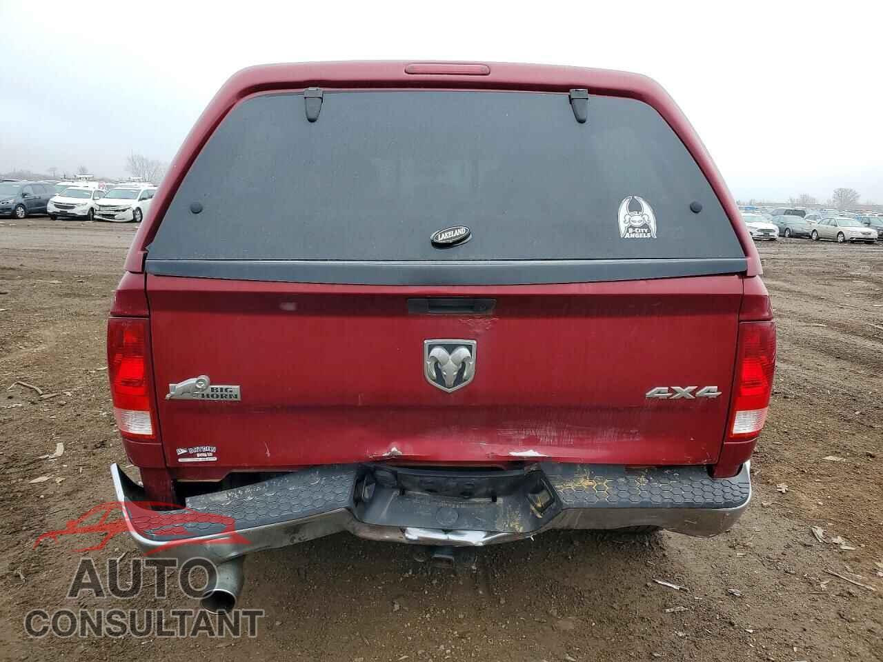 DODGE RAM 1500 2012 - 1C6RD7LT2CS186411