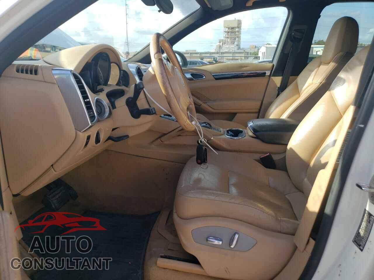PORSCHE CAYENNE 2011 - WP1AA2A2XBLA04649
