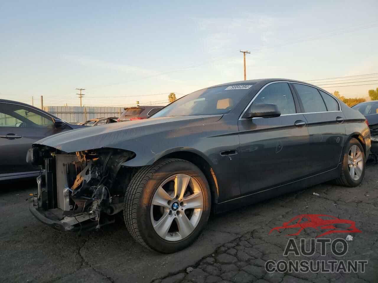 BMW 5 SERIES 2011 - WBAFR1C56BC751177