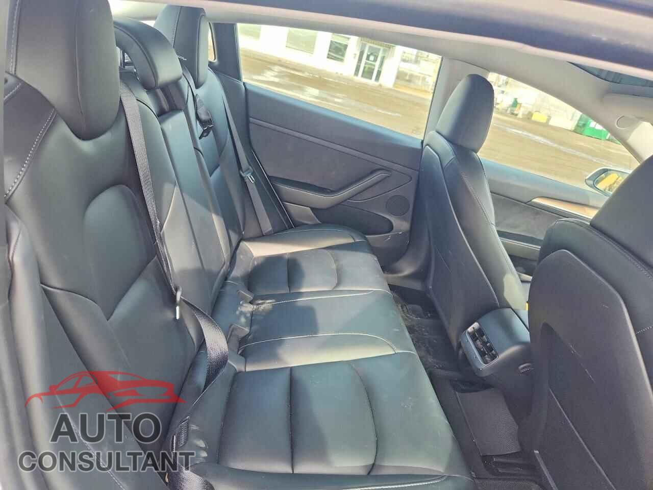 TESLA MODEL 3 2023 - LRW3E1EB9PC875551