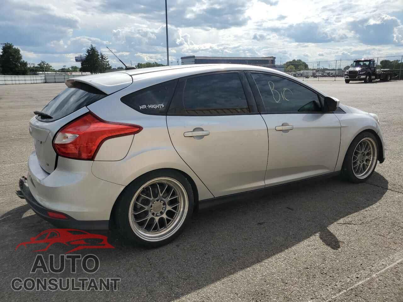 FORD FOCUS 2012 - 1FAHP3K23CL314510
