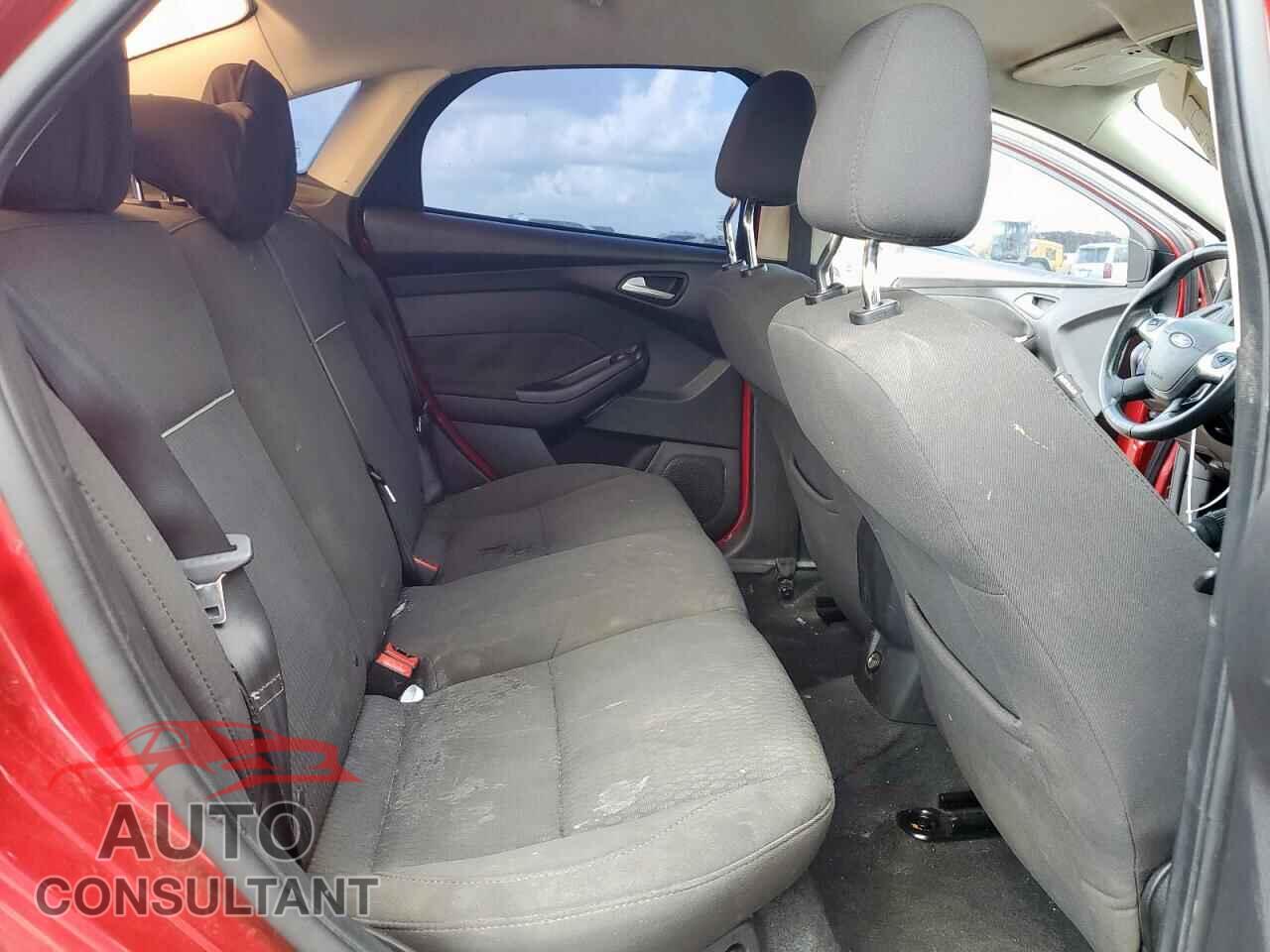 FORD FOCUS 2012 - 1FAHP3H2XCL303253