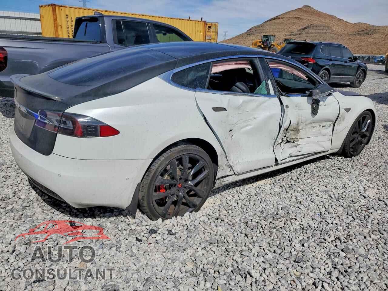 TESLA MODEL S 2016 - 5YJSA1E44GF133007