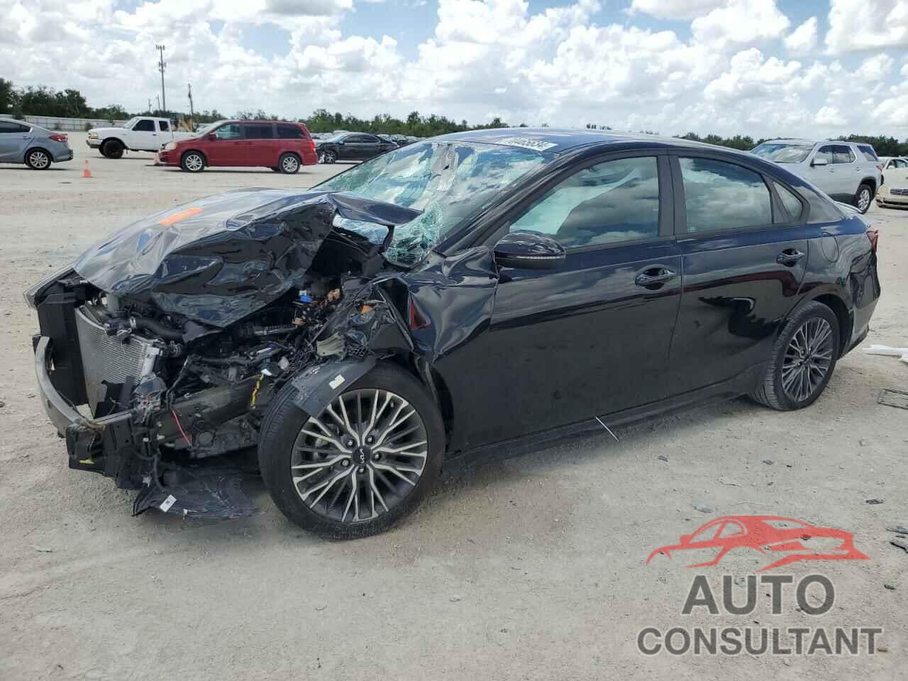 KIA FORTE 2023 - 3KPF54AD6PE566136