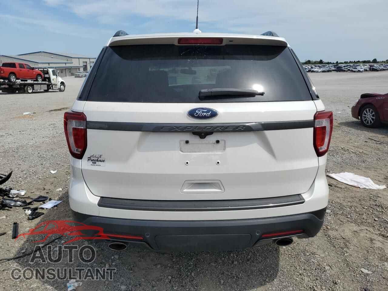 FORD EXPLORER 2018 - 1FM5K7D85JGB03279
