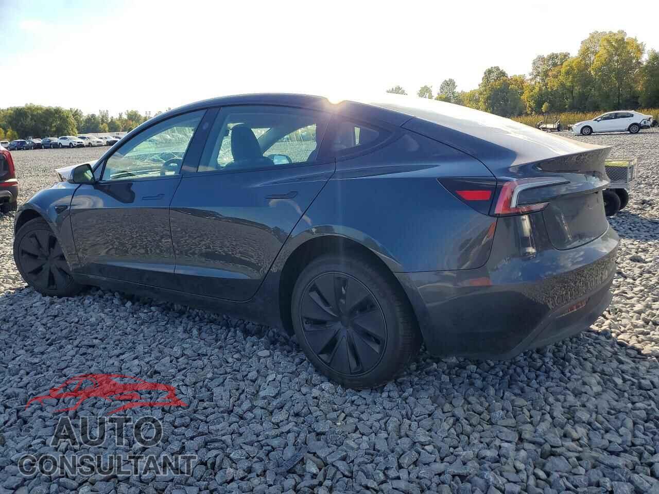 TESLA MODEL 3 2026 - 5YJ3E1EA6TF123961