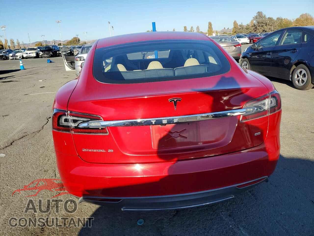 TESLA MODEL S 2014 - 5YJSA1H17EFP30571