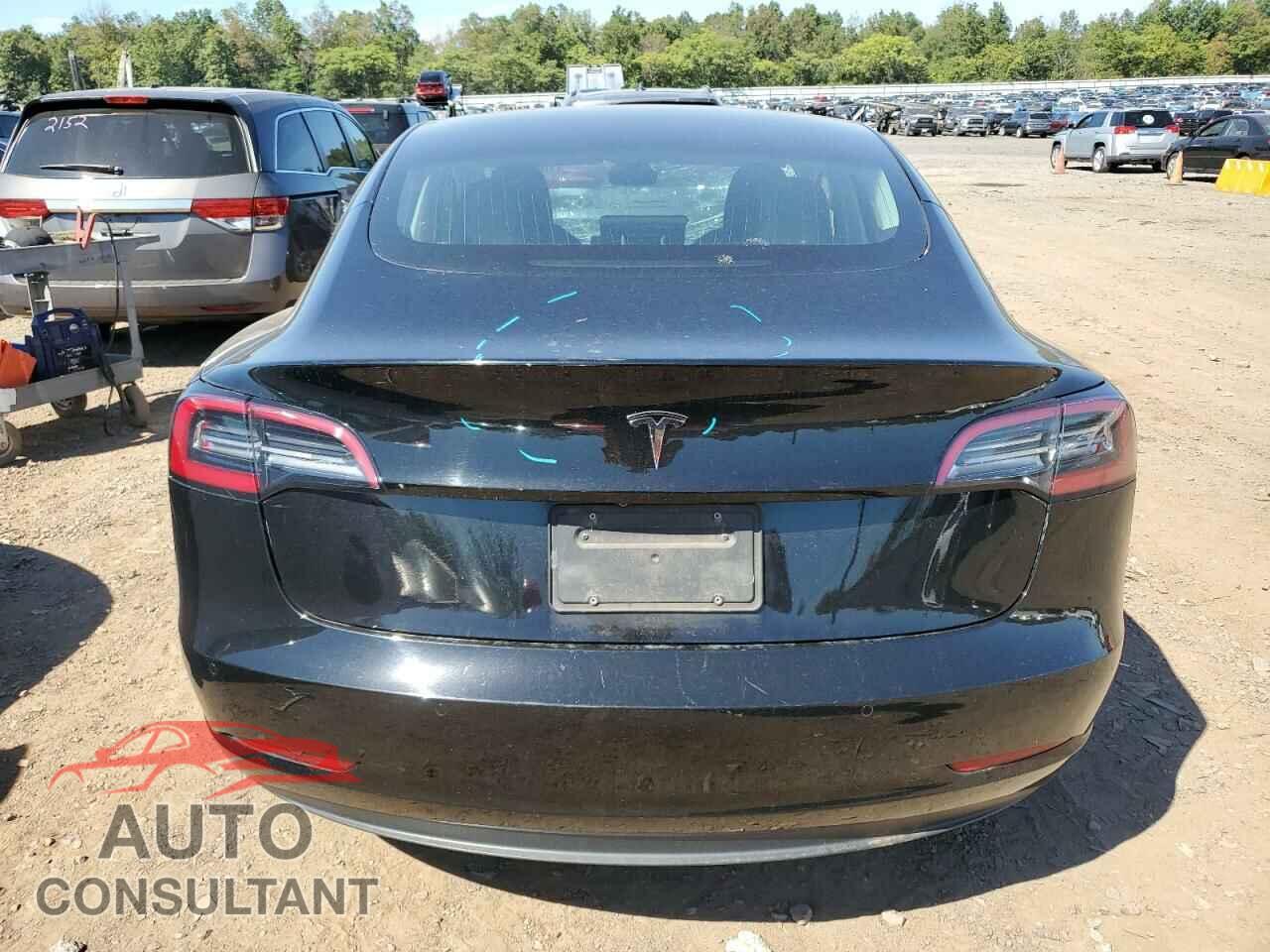 TESLA MODEL 3 2019 - 5YJ3E1EA2KF401785